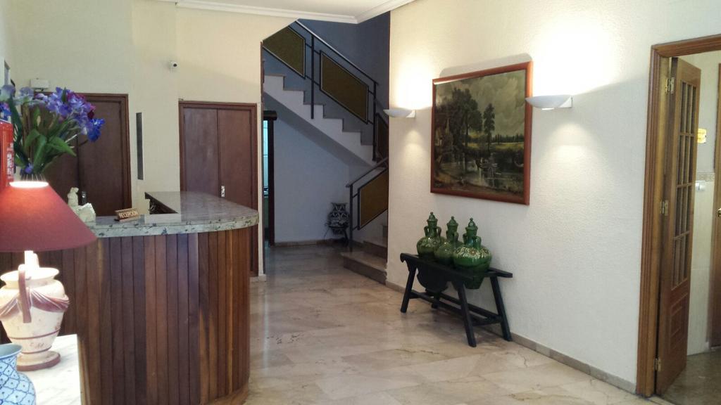 Hostal Ronda Córdoba Buitenkant foto