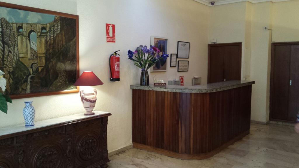 Hostal Ronda Córdoba Buitenkant foto